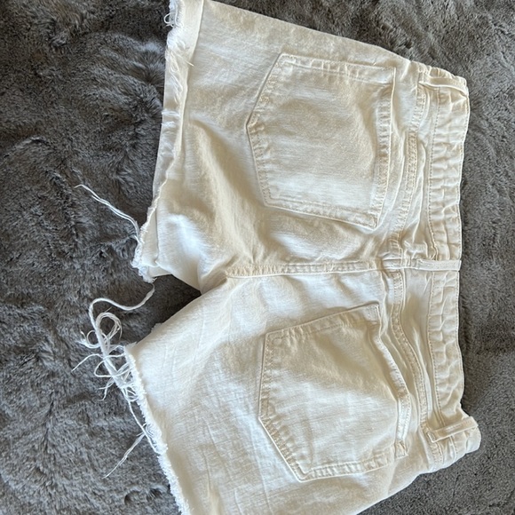 Frame Le Grand Garcon Shorts - Picture 2 of 3